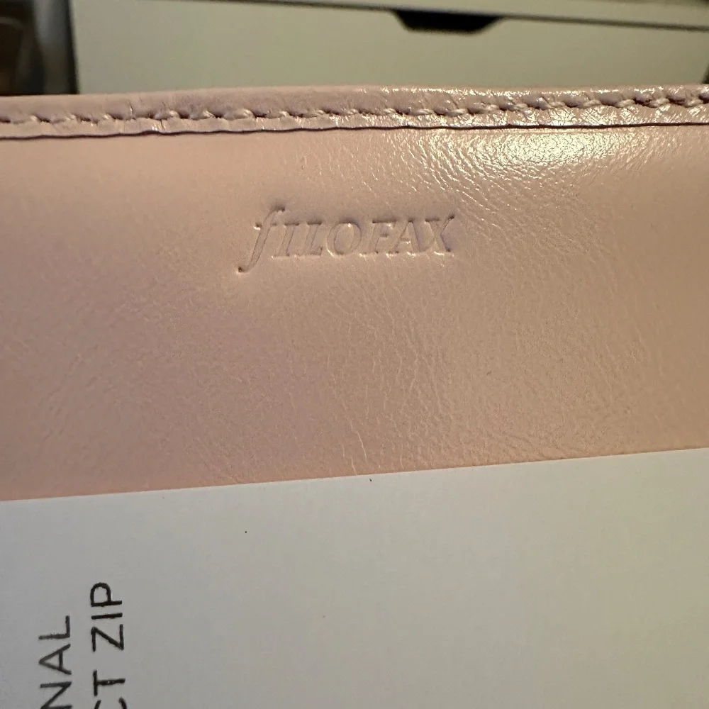 Filofax Malden Personal Compact Zip Leather Organizer - Picture 12 of 14